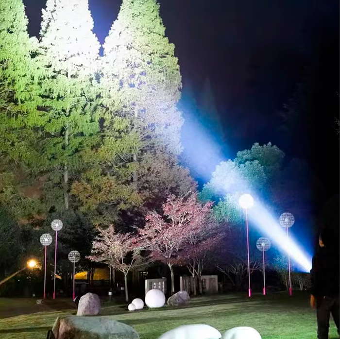 Laser Titanium Tactical FlashLight [THE MOST POWERFUL IN THE WORLD]